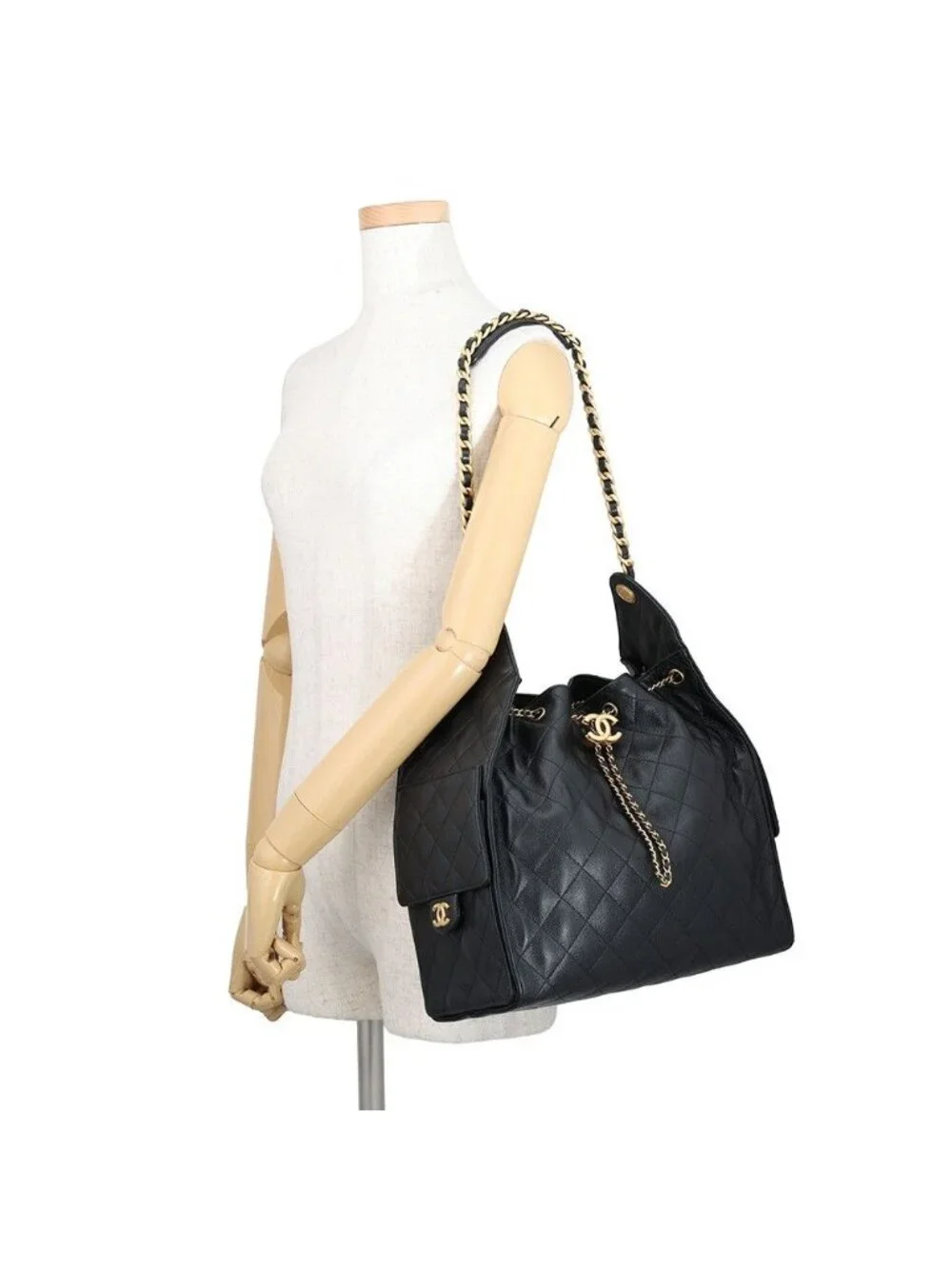 Chanel Chain Shoulder Bag 25 CC Logo Quilted Caviar Leather Black